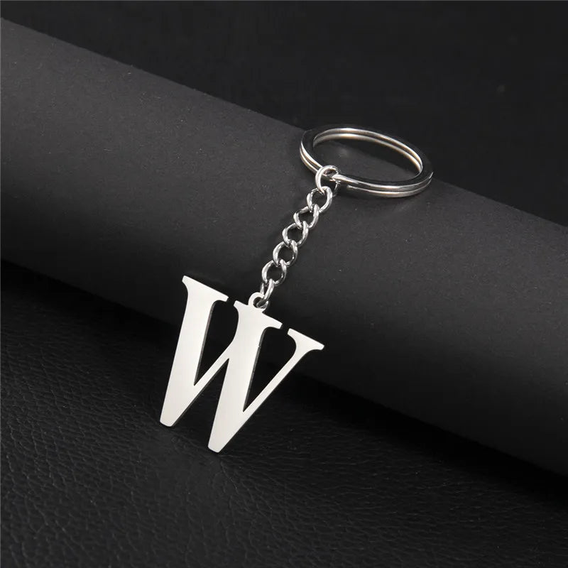 Fashion DIY A-Z Letters Keychain Men Metal Initial Pendant Key Chain Ring Silver Color 26 Alphabet Keyring Bag Accessories