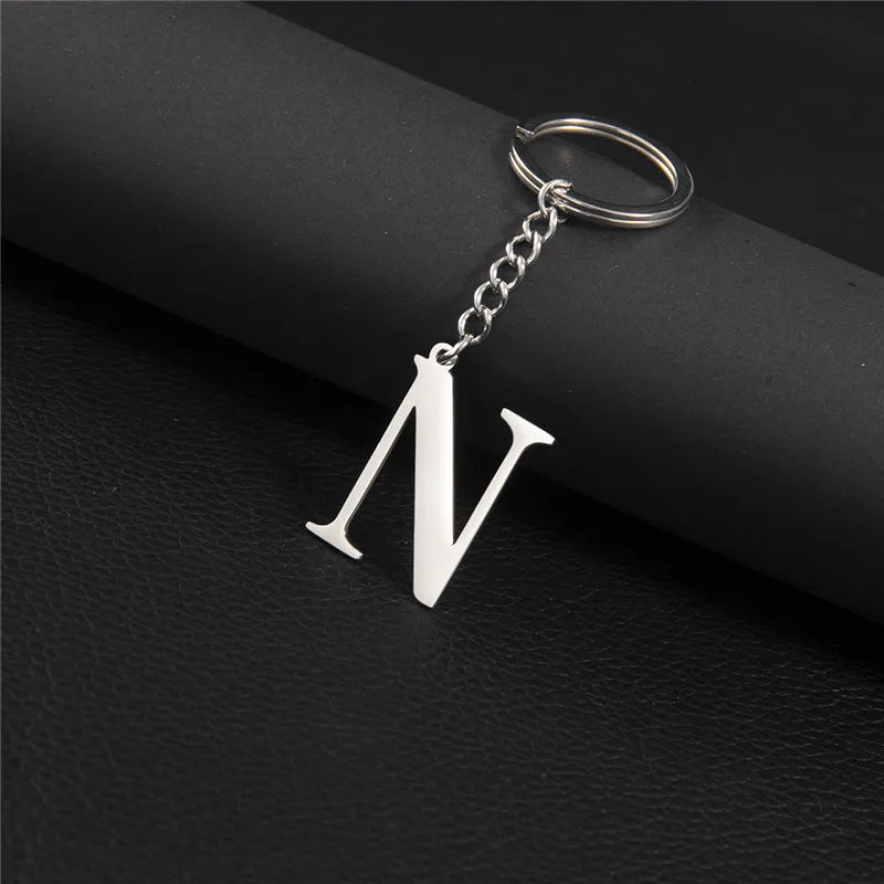 Fashion DIY A-Z Letters Keychain Men Metal Initial Pendant Key Chain Ring Silver Color 26 Alphabet Keyring Bag Accessories