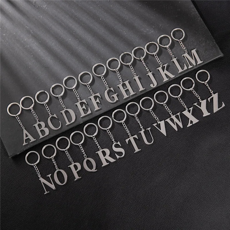 Fashion DIY A-Z Letters Keychain Men Metal Initial Pendant Key Chain Ring Silver Color 26 Alphabet Keyring Bag Accessories