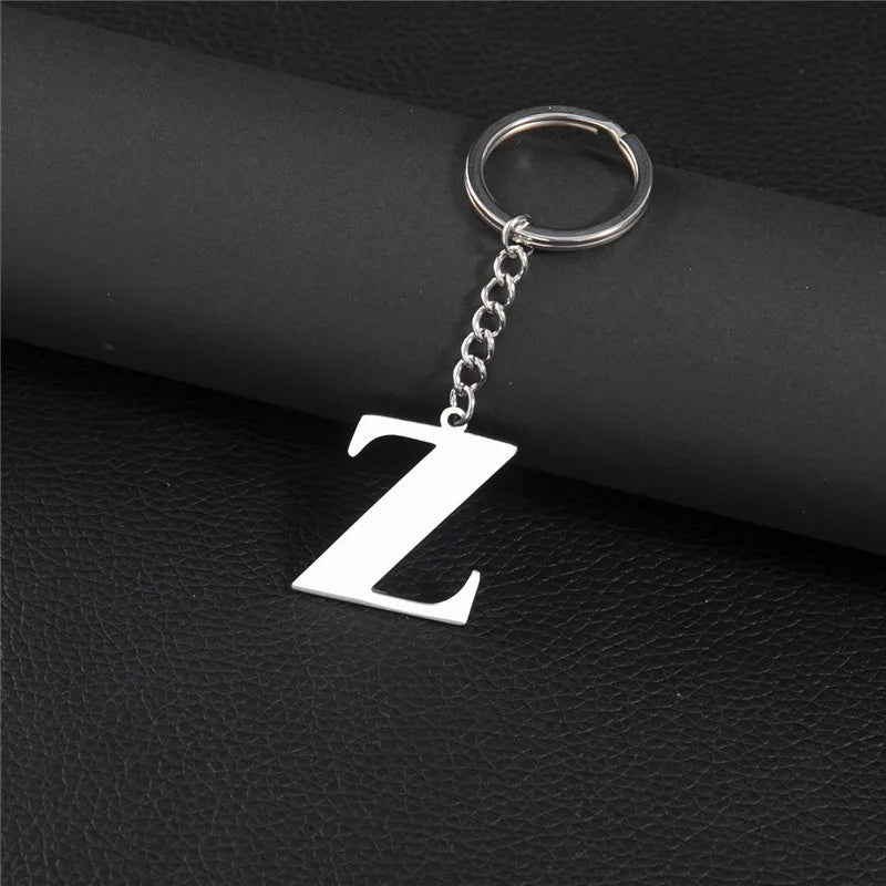 Fashion DIY A-Z Letters Keychain Men Metal Initial Pendant Key Chain Ring Silver Color 26 Alphabet Keyring Bag Accessories