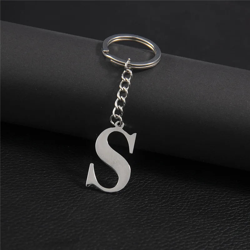 Fashion DIY A-Z Letters Keychain Men Metal Initial Pendant Key Chain Ring Silver Color 26 Alphabet Keyring Bag Accessories