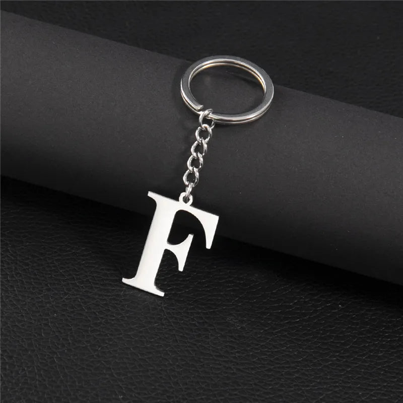 Fashion DIY A-Z Letters Keychain Men Metal Initial Pendant Key Chain Ring Silver Color 26 Alphabet Keyring Bag Accessories