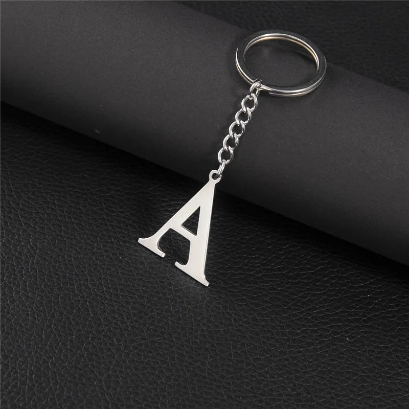 Fashion DIY A-Z Letters Keychain Men Metal Initial Pendant Key Chain Ring Silver Color 26 Alphabet Keyring Bag Accessories